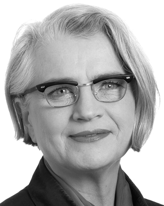 Dr Denise Hagströmer